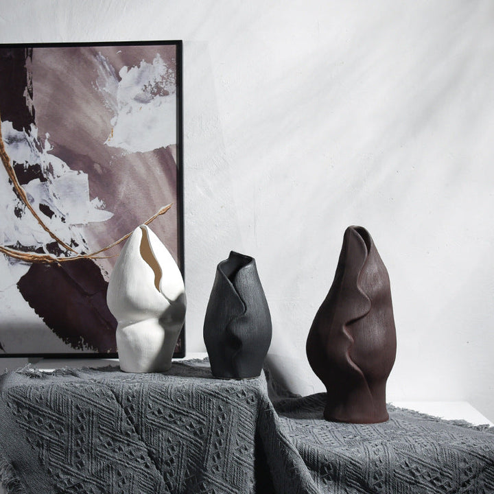 Discover the Elegance of Our Handmade Ceramic Vase